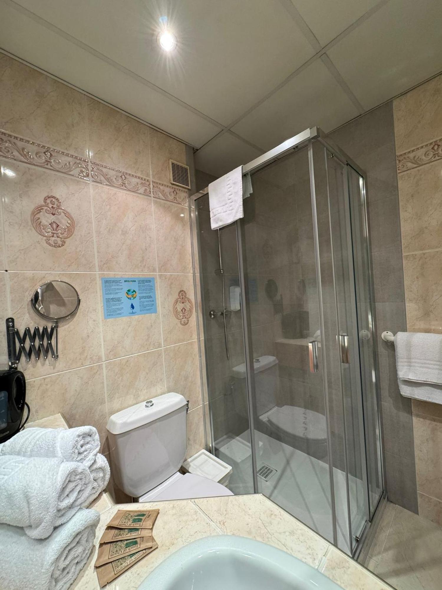 Hotel Panda Пас-де-ла-Каса Экстерьер фото